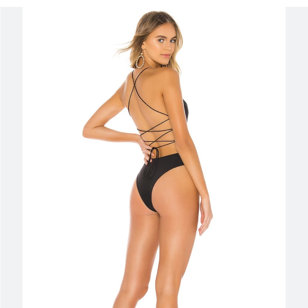 Super down black one piece swimsuit